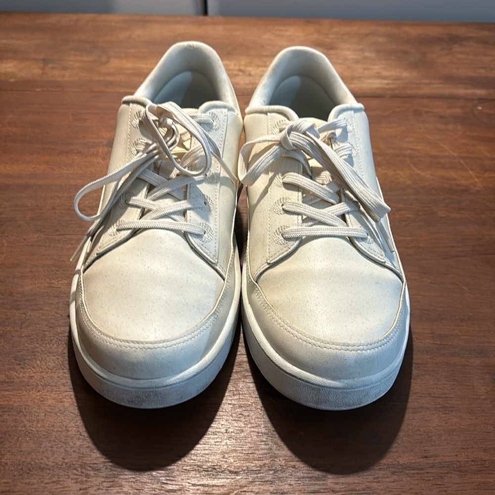 Men’s size 11 Allbirds Pacers sneakers